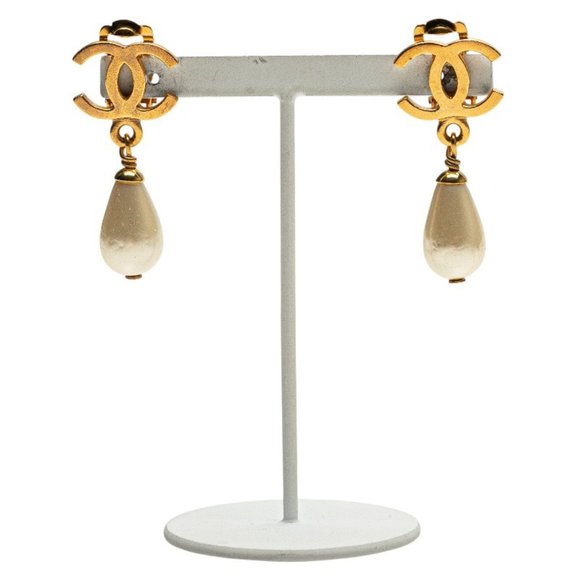 CHANEL Vintage Gold Pearl Logo Earrings - Picture 1 of 4